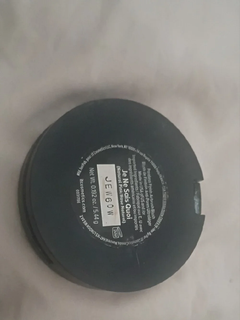 it cosmetics Bye Bye Pores Blush Compact - Je Ne Sais Quai